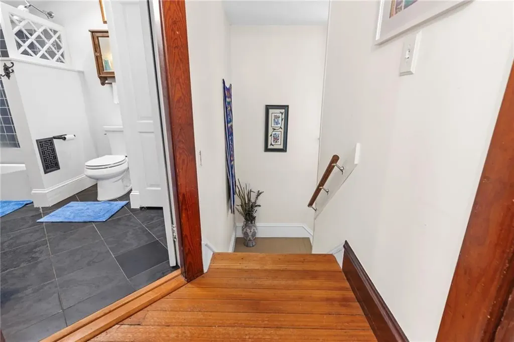 161 Ferncrest Avenue Cranston RI 02905