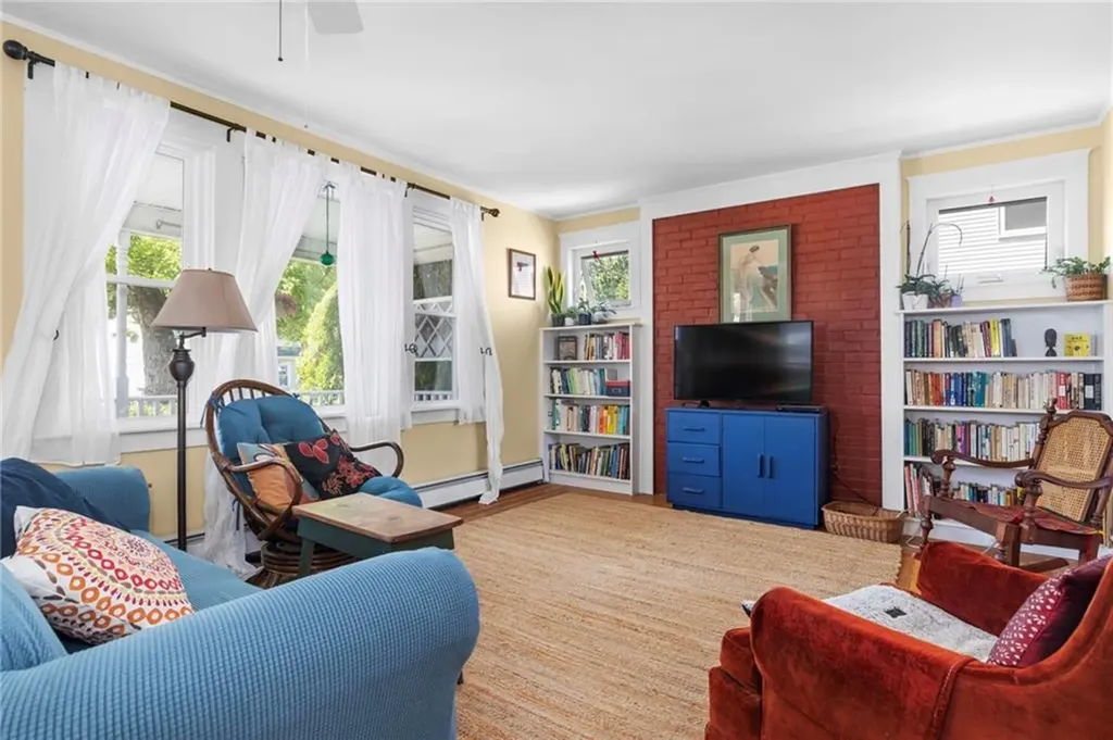 161 Ferncrest Avenue Cranston RI 02905