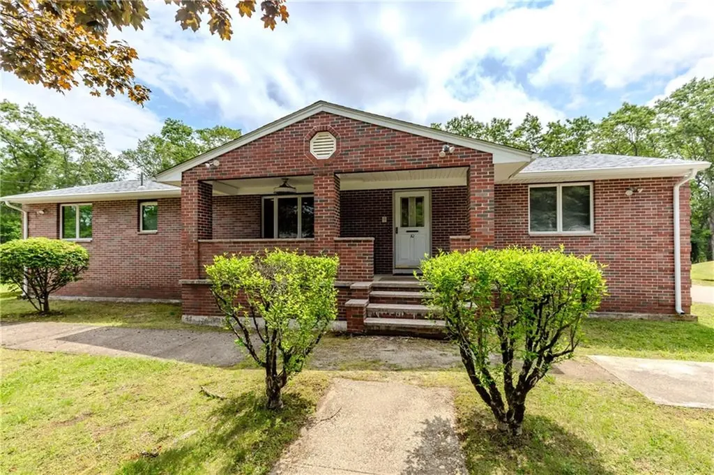 10 Lantern Road Smithfield RI 02917