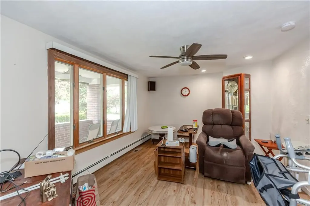 10 Lantern Road Smithfield RI 02917