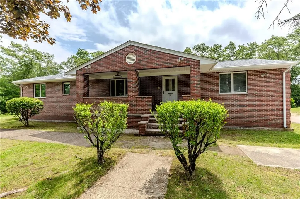 10 Lantern Road Smithfield RI 02917