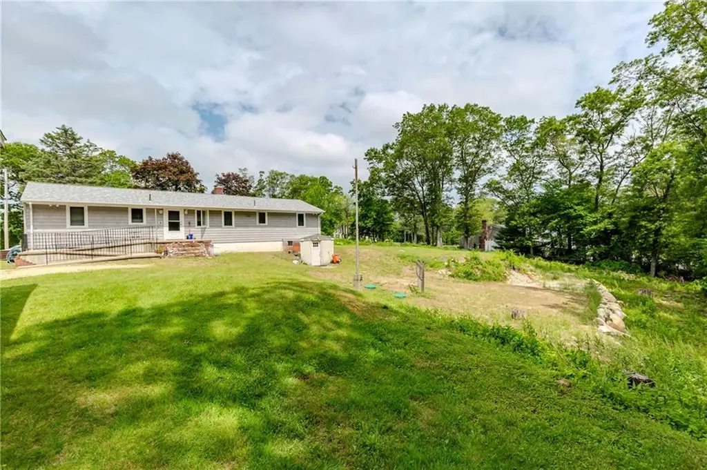 10 Lantern Road Smithfield RI 02917