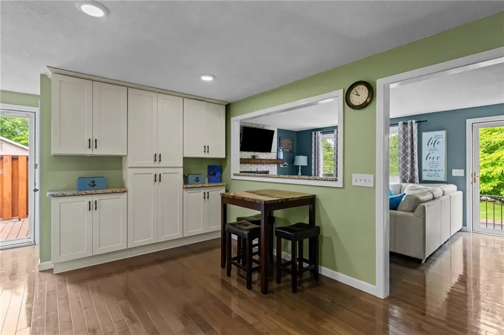 49 Deerfield Drive West Warwick RI 02893