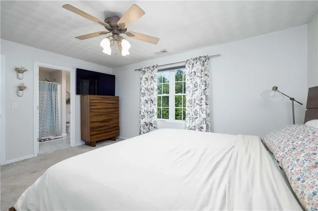 17 Gilcrest Drive West Warwick RI 02893