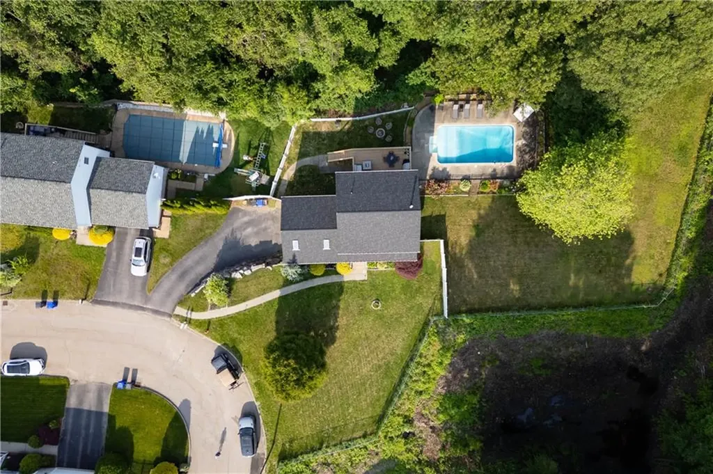 17 Gilcrest Drive West Warwick RI 02893
