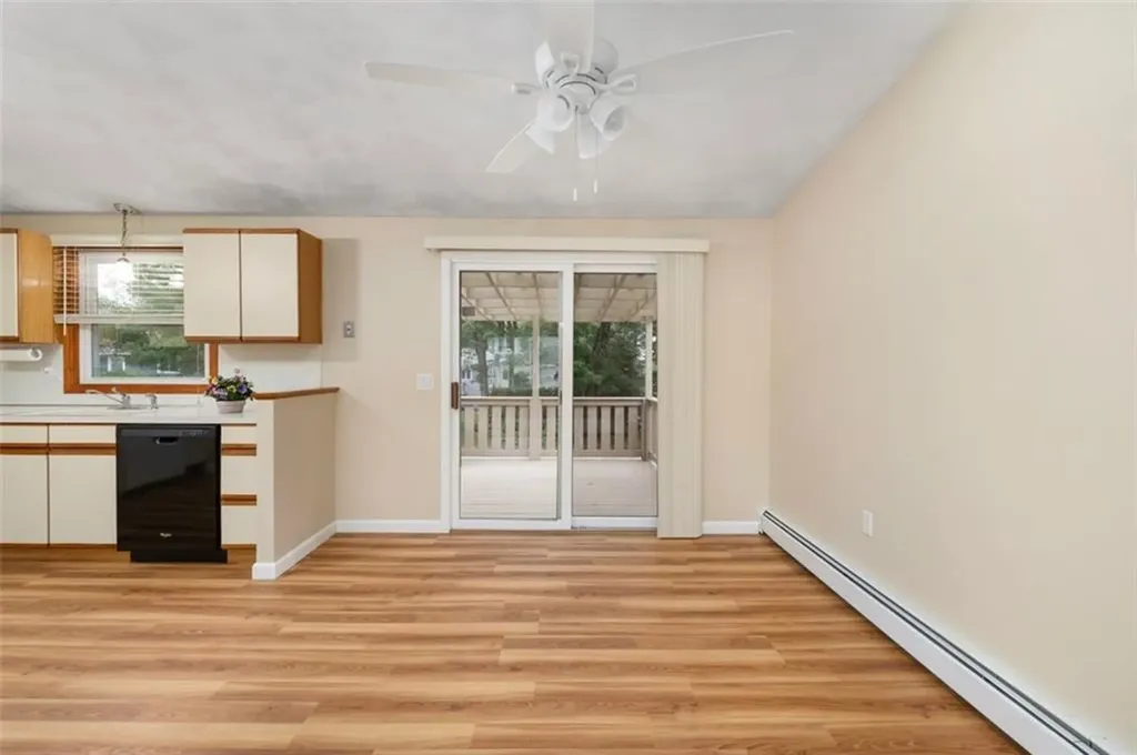 9 Daisy Court Cranston RI 02920