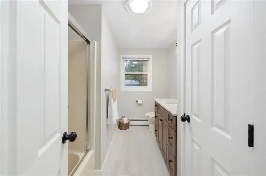 9 Daisy Court Cranston RI 02920