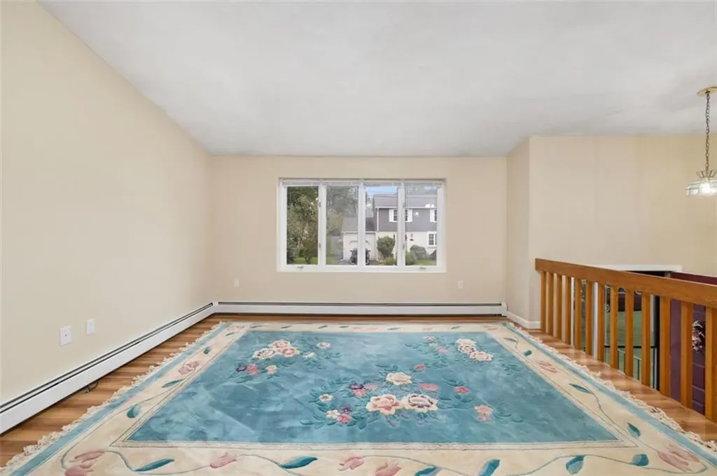 9 Daisy Court Cranston RI 02920