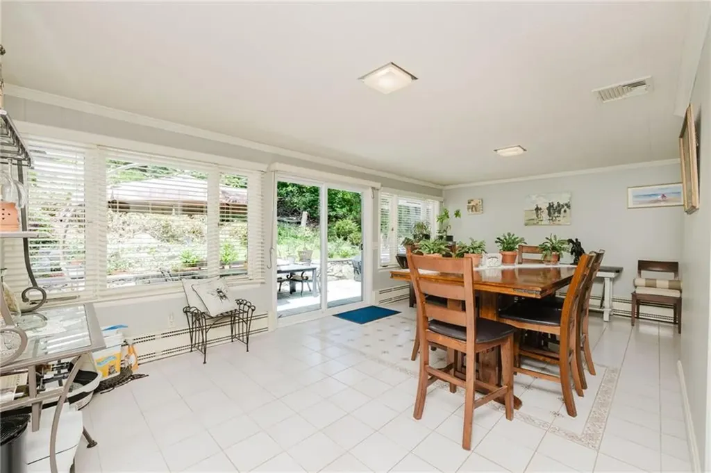 35 Williams Street Lincoln RI 02865