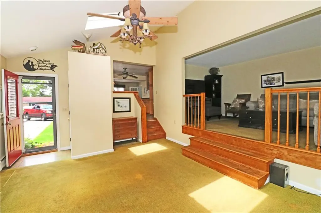 23 Sherman Lane Middletown RI 02842