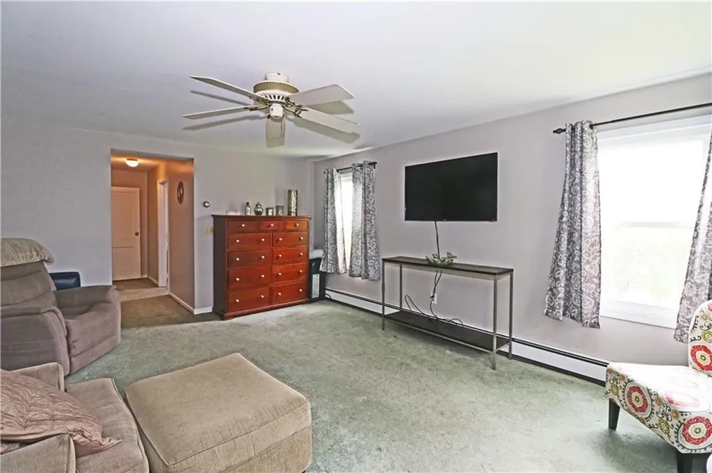 23 Sherman Lane Middletown RI 02842