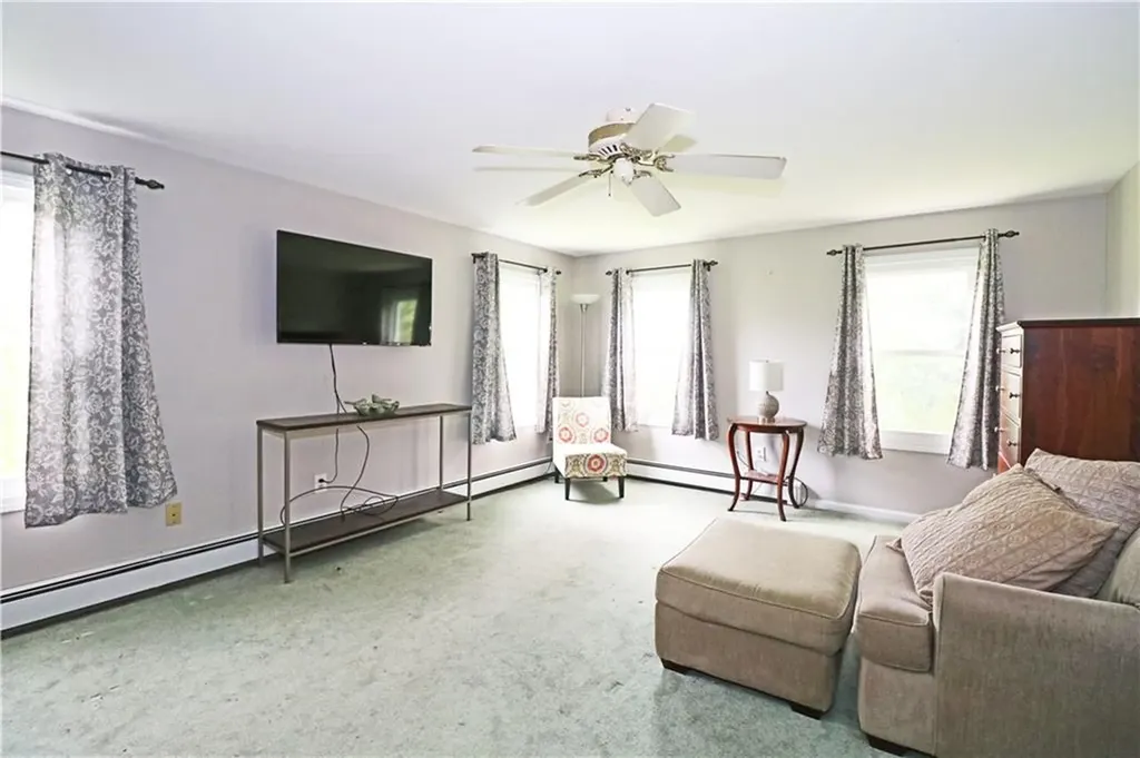 23 Sherman Lane Middletown RI 02842