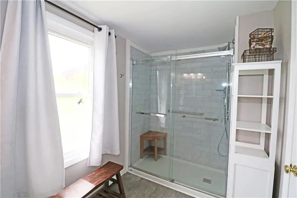 23 Sherman Lane Middletown RI 02842