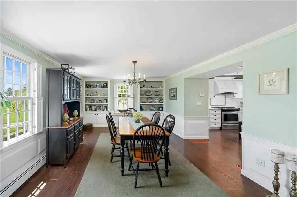 31 Peaceful Way Tiverton RI 02878