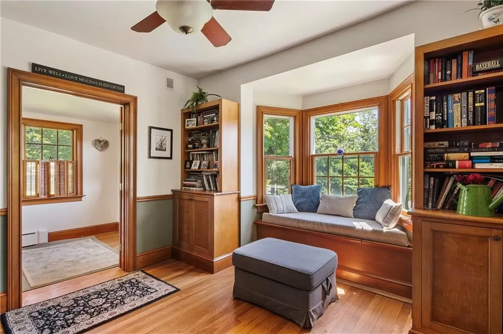 201 Paradise Avenue Middletown RI 02842