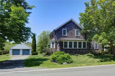 201 Paradise Avenue Middletown RI 02842