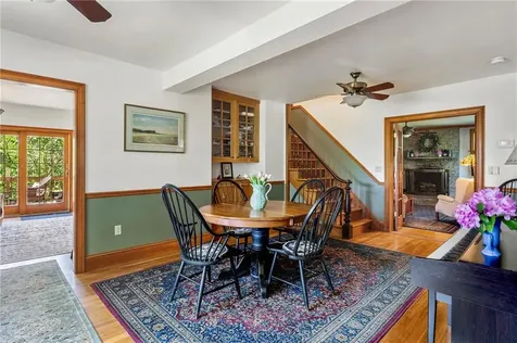 201 Paradise Avenue Middletown RI 02842