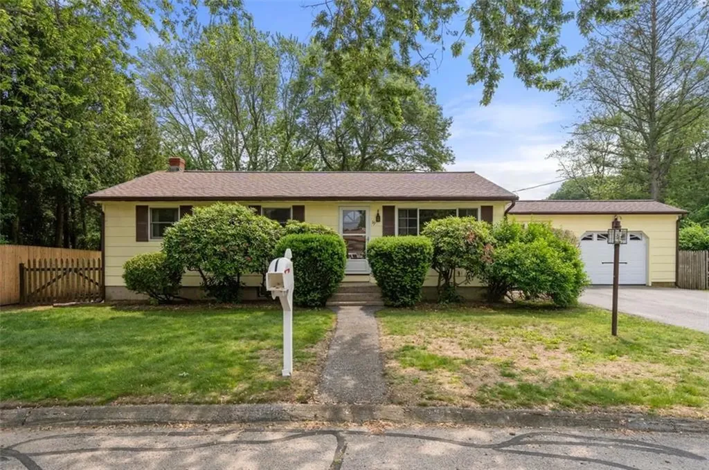 19 Cindy Lane Coventry RI 02816
