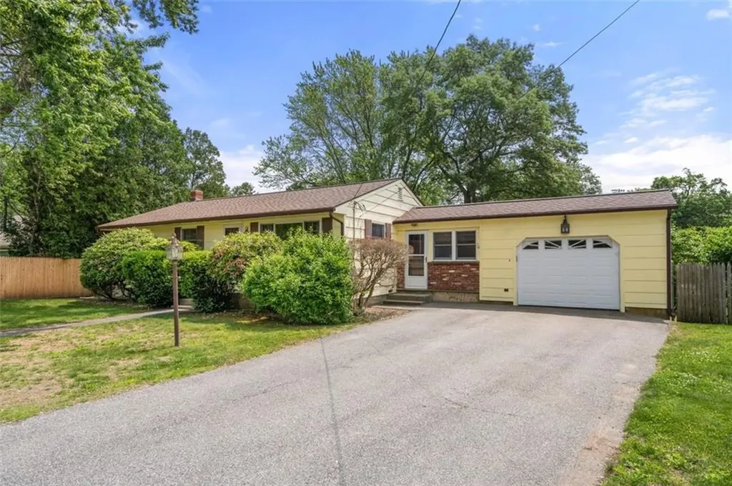 19 Cindy Lane Coventry RI 02816