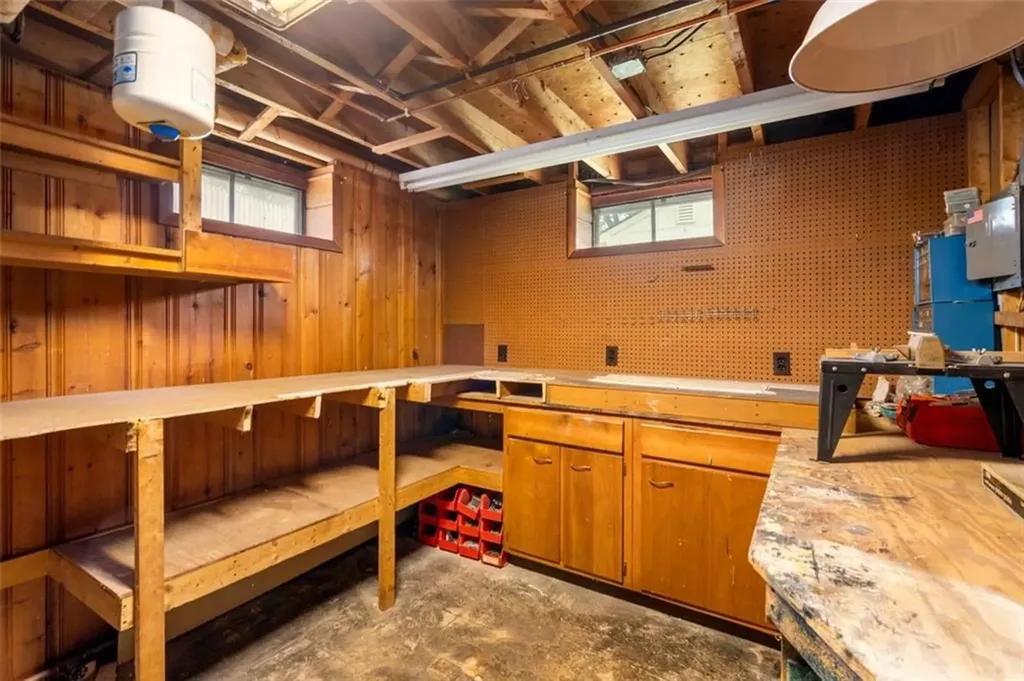 19 Cindy Lane Coventry RI 02816