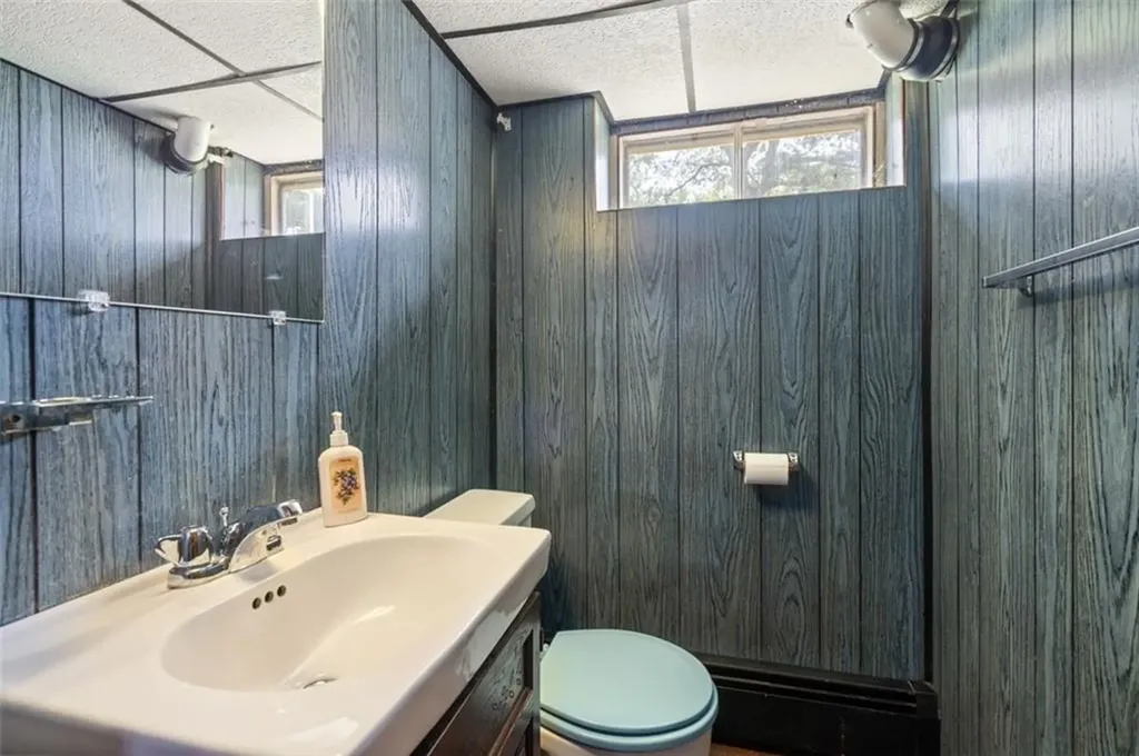 19 Cindy Lane Coventry RI 02816