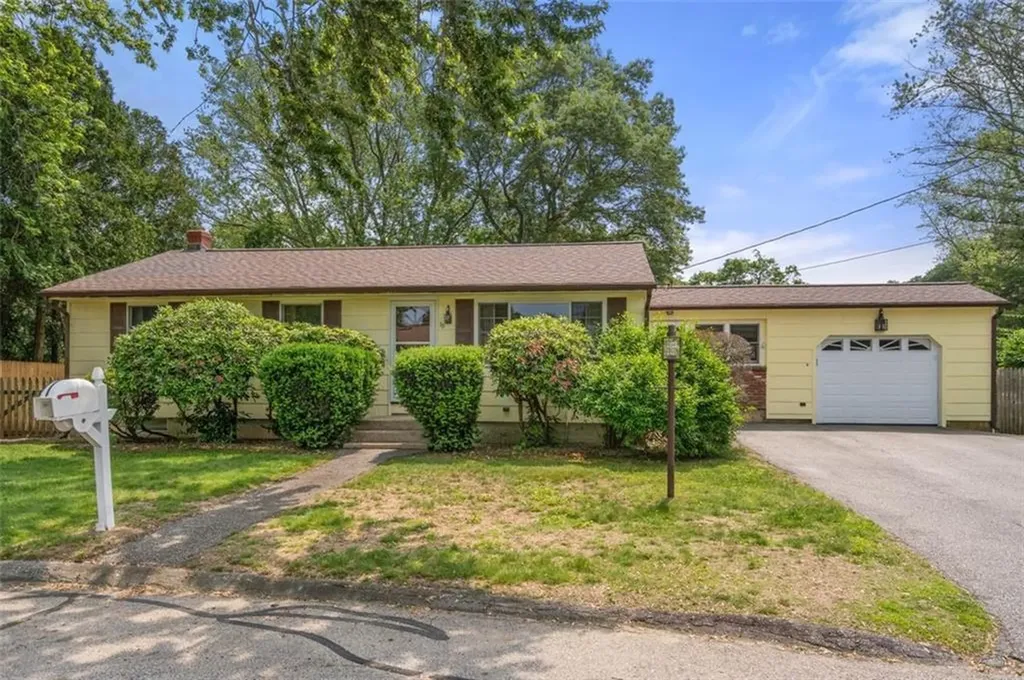 19 Cindy Lane Coventry RI 02816