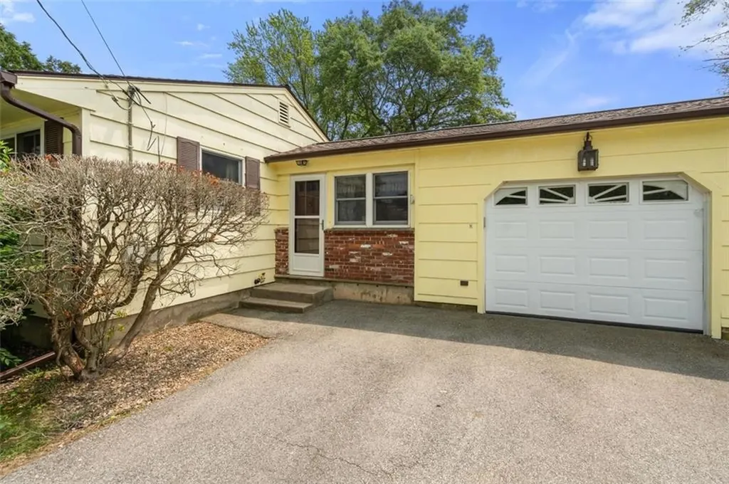 19 Cindy Lane Coventry RI 02816
