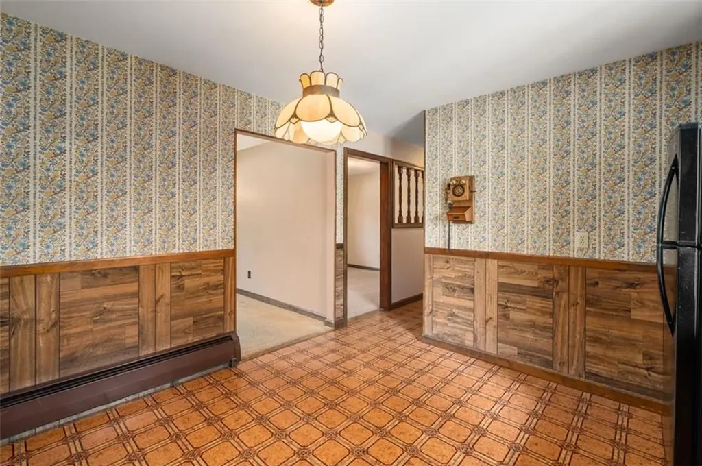 19 Cindy Lane Coventry RI 02816
