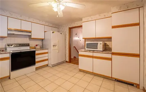 728 Chestnut Hill Road Glocester RI 02814