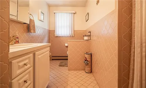 728 Chestnut Hill Road Glocester RI 02814