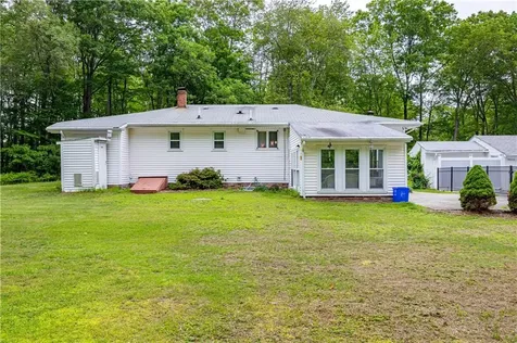 728 Chestnut Hill Road Glocester RI 02814