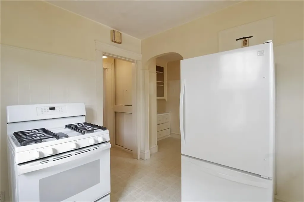 53 Dexterdale Road Providence RI 02906