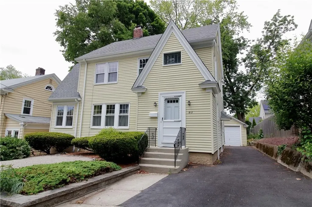 53 Dexterdale Road Providence RI 02906