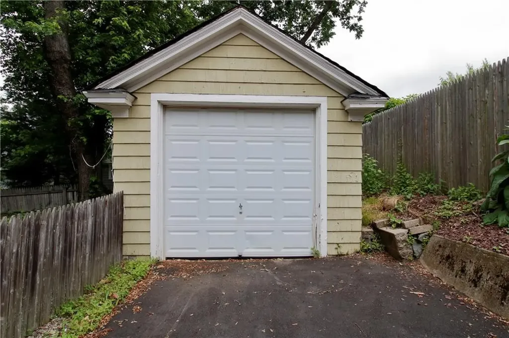 53 Dexterdale Road Providence RI 02906