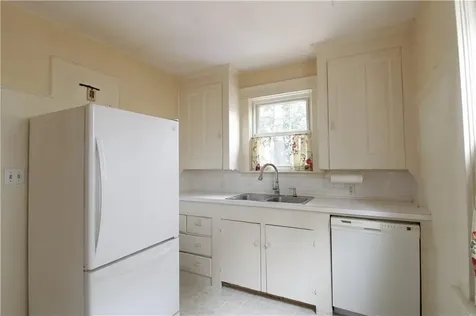 53 Dexterdale Road Providence RI 02906