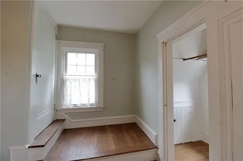 53 Dexterdale Road Providence RI 02906