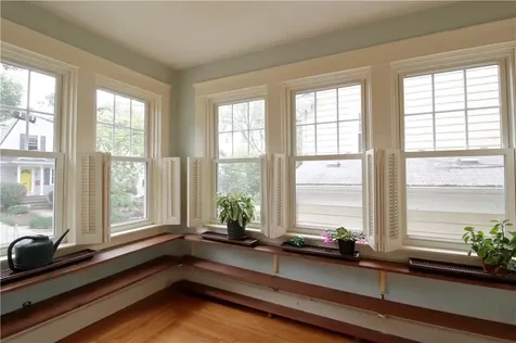 53 Dexterdale Road Providence RI 02906