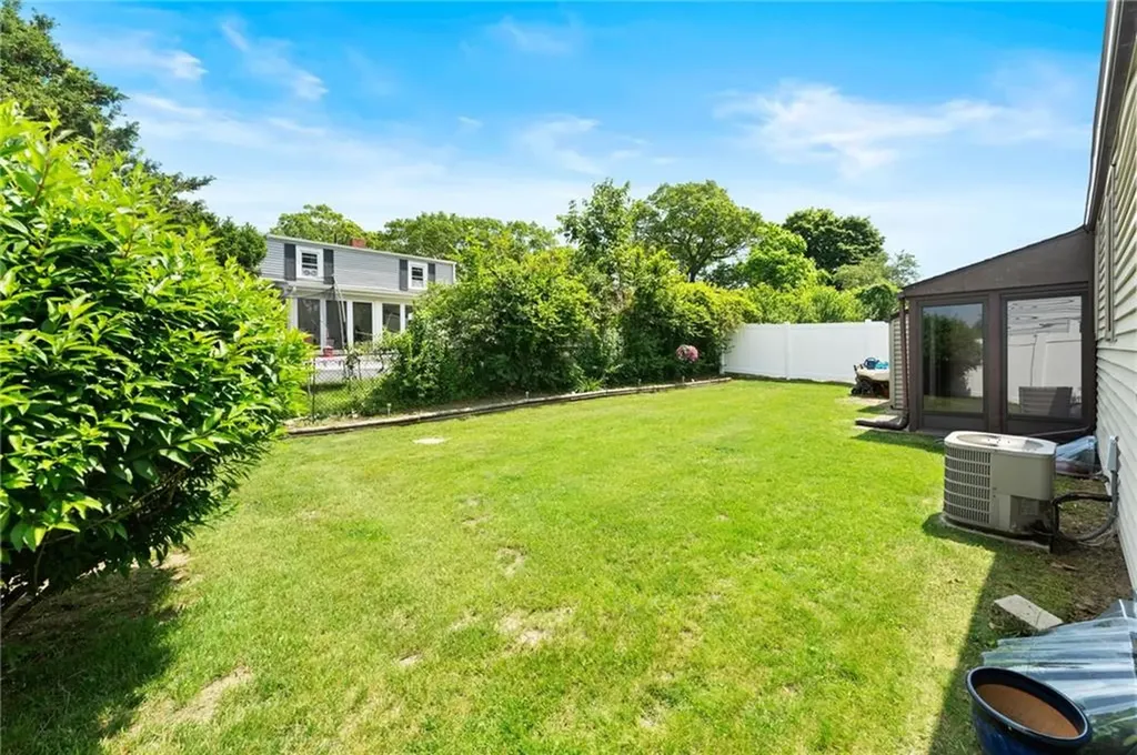 59 Massachusetts Avenue Warwick RI 02888