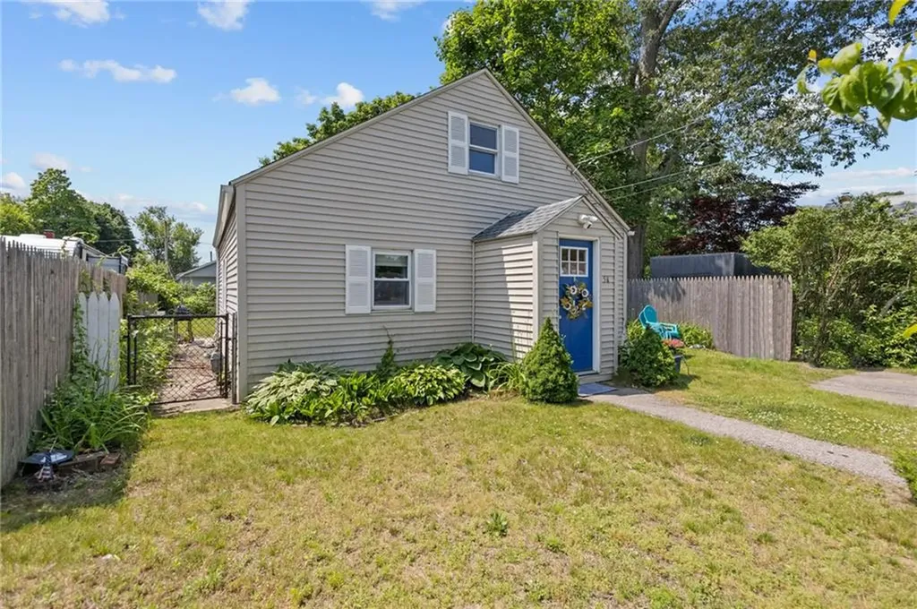 54 Hazard Avenue Warwick RI 02889