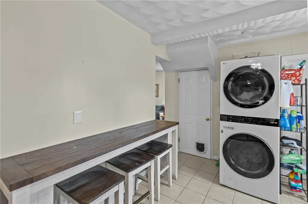 54 Hazard Avenue Warwick RI 02889