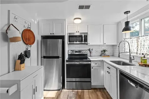 694 Windwood Drive Tiverton RI 02878