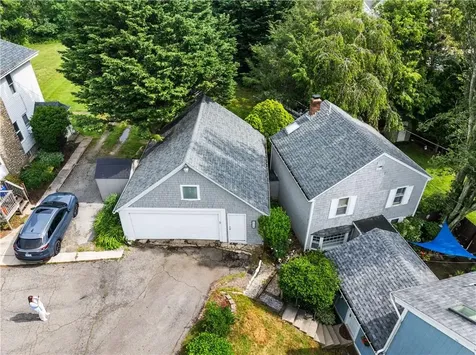 694 Windwood Drive Tiverton RI 02878