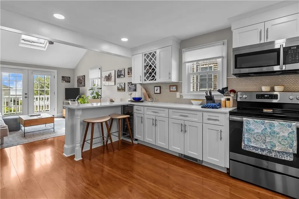 37 Brownell Street Warren RI 02885