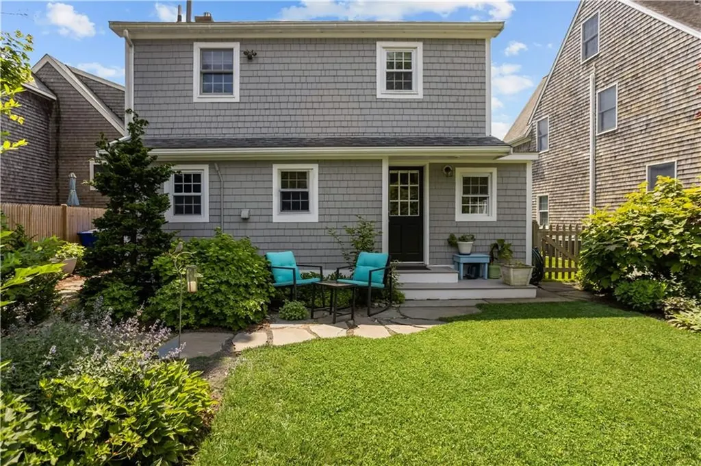 37 Brownell Street Warren RI 02885