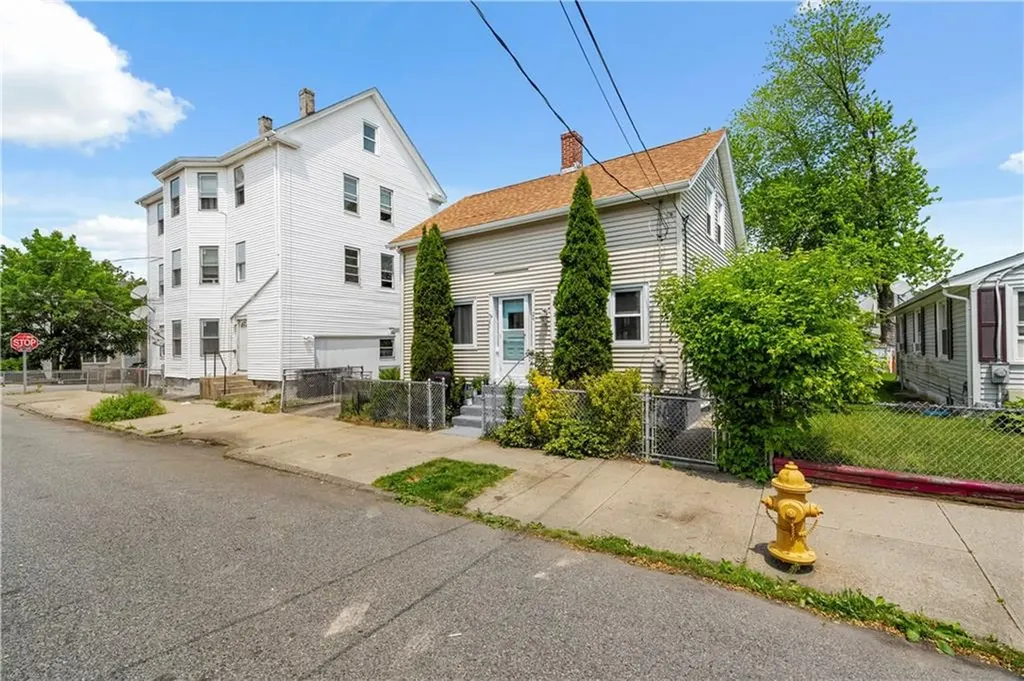 24 Kepler Street Pawtucket RI 02860