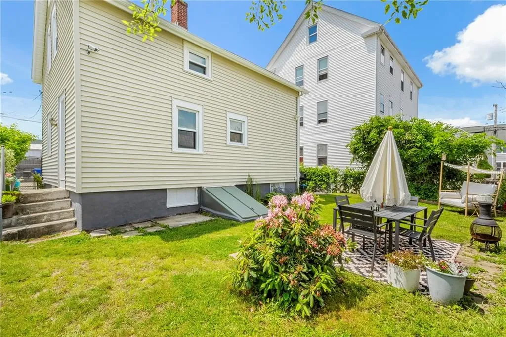 24 Kepler Street Pawtucket RI 02860