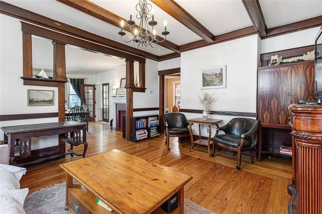 82 Wheeler Avenue Cranston RI 02905