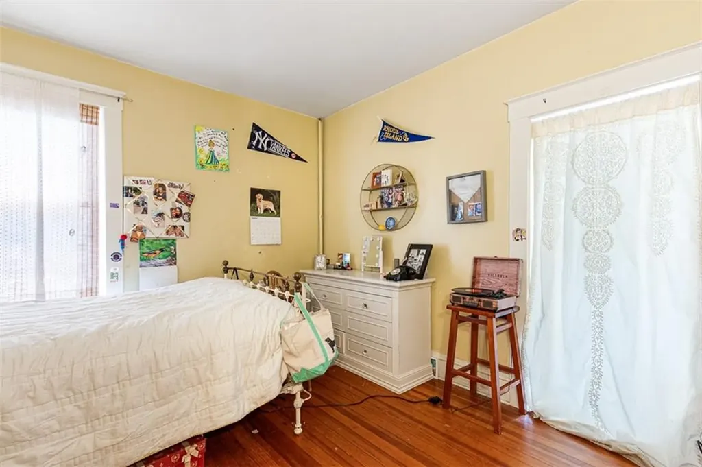 82 Wheeler Avenue Cranston RI 02905