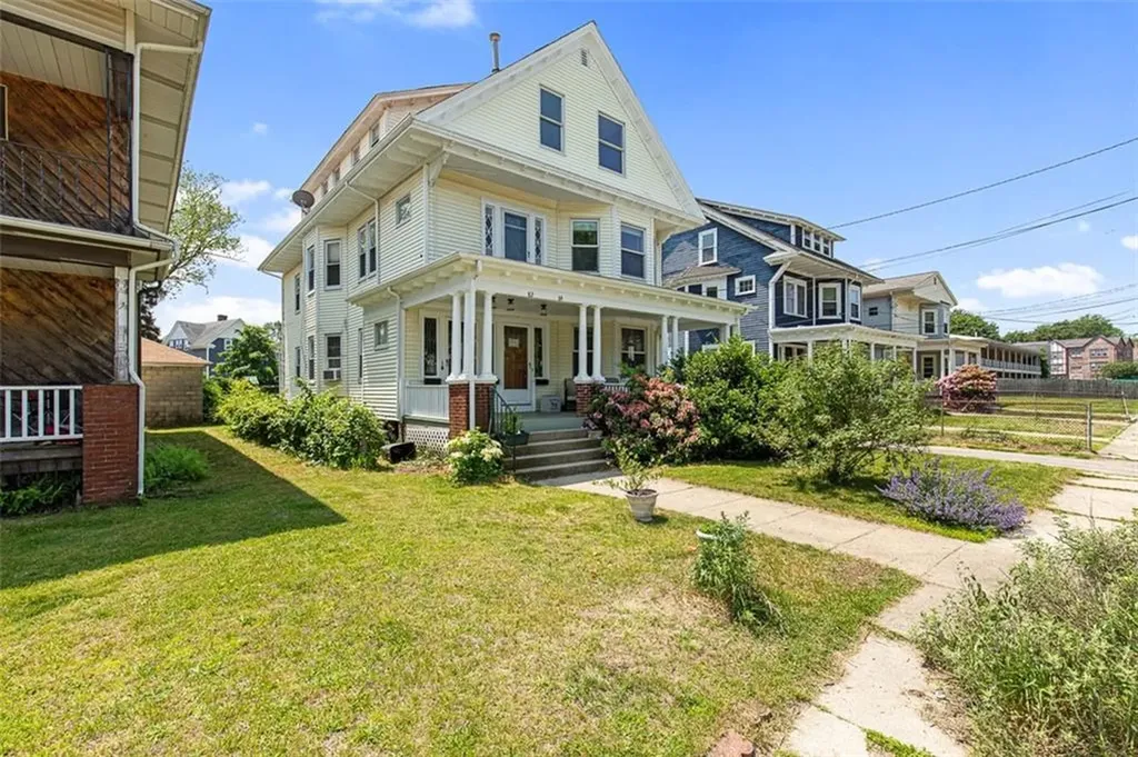 82 Wheeler Avenue Cranston RI 02905