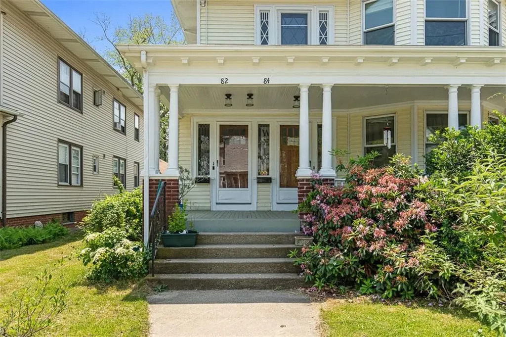 82 Wheeler Avenue Cranston RI 02905